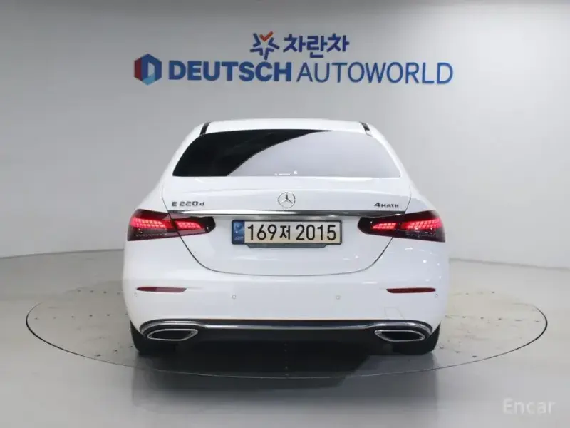 2021 Mercedes-Benz E-Класс с пробегом 140 009 км