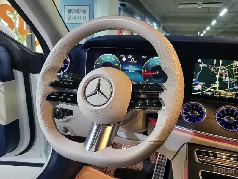 2022 Mercedes-Benz E-Класс с пробегом 48 258 км