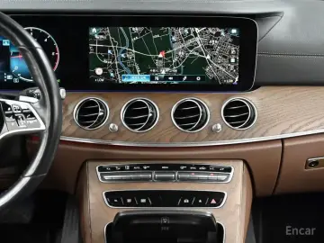 2021 Mercedes-Benz E-Класс с пробегом 140 009 км