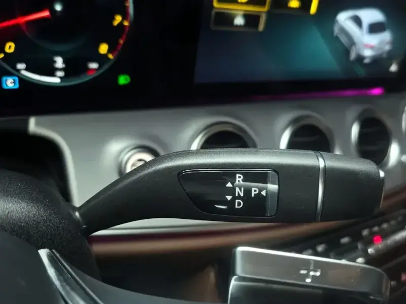 2021 Mercedes-Benz E-Класс с пробегом 40 108 км