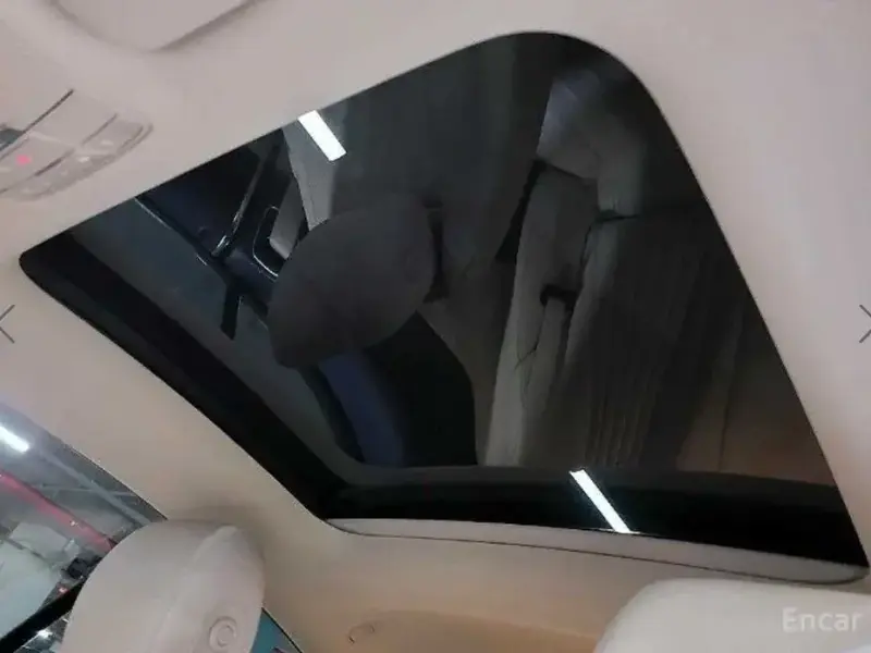 2022 Mercedes-Benz E-Класс с пробегом 48 258 км