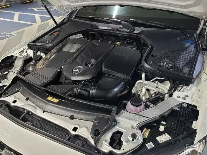 2022 Mercedes-Benz E-Класс с пробегом 48 258 км