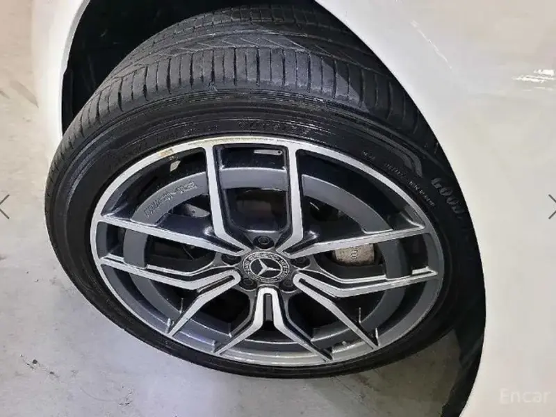 2022 Mercedes-Benz E-Класс с пробегом 48 258 км