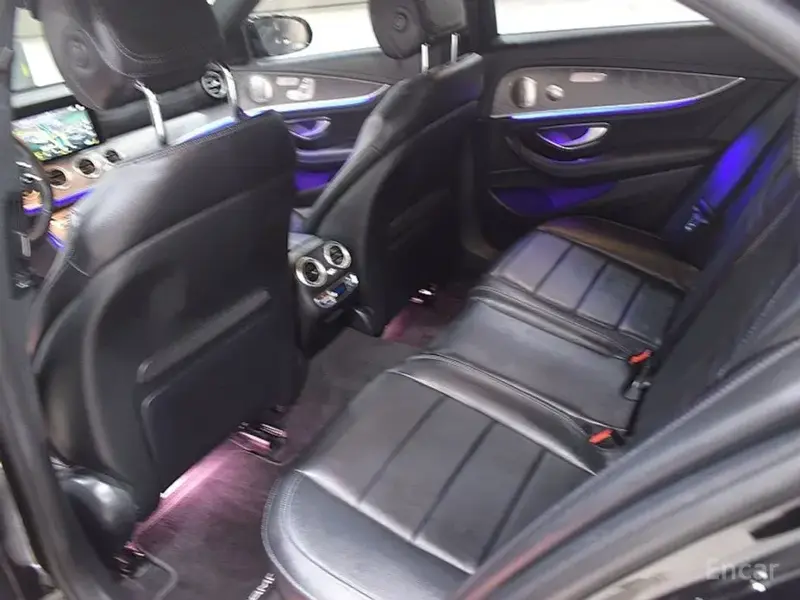 2023 Mercedes-Benz E-Класс с пробегом 36 312 км