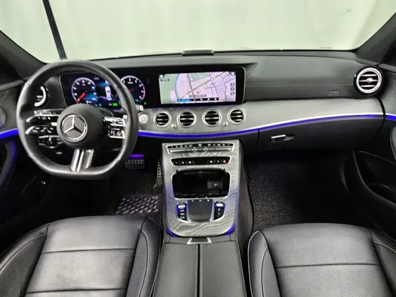 2022 Mercedes-Benz E-Класс с пробегом 37 232 км