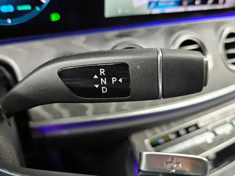 2022 Mercedes-Benz E-Класс с пробегом 37 232 км