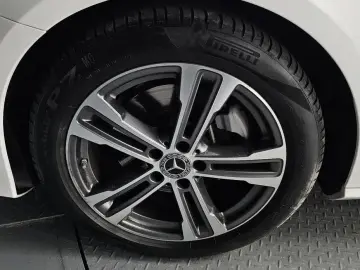 2023 Mercedes-Benz E-Класс с пробегом 17 987 км