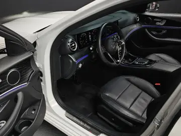 2023 Mercedes-Benz E-Класс с пробегом 17 987 км