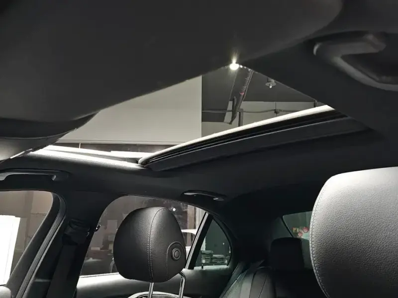 2023 Mercedes-Benz E-Класс с пробегом 17 987 км