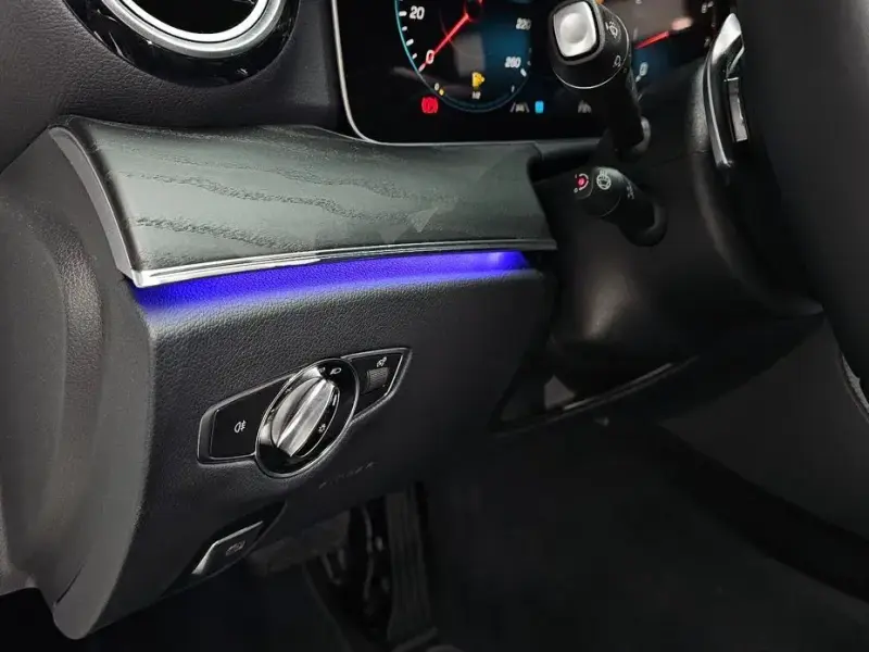 2023 Mercedes-Benz E-Класс с пробегом 17 987 км