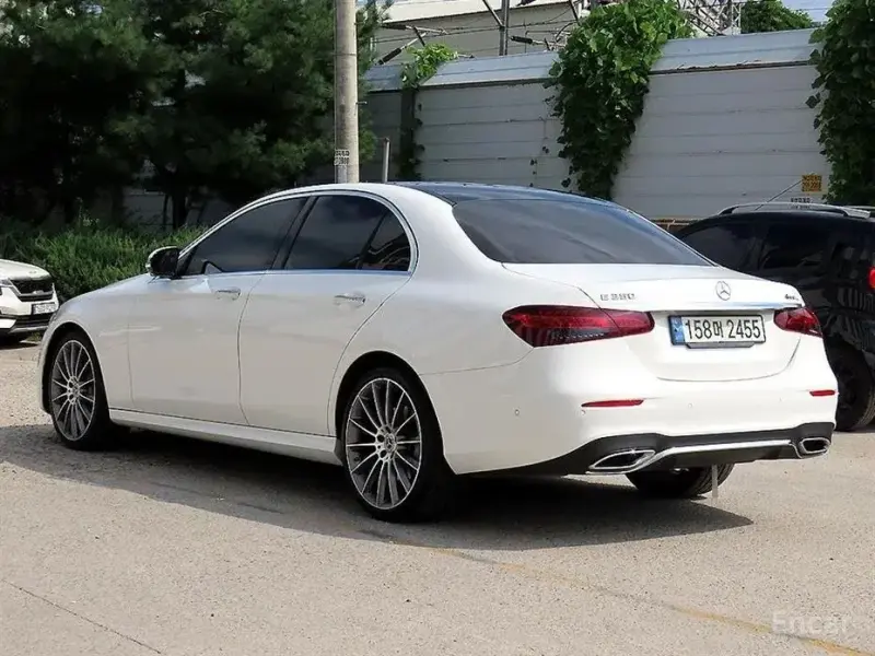 2021 Mercedes-Benz E-Класс с пробегом 70 500 км