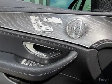 2021 Mercedes-Benz E-Класс с пробегом 70 500 км