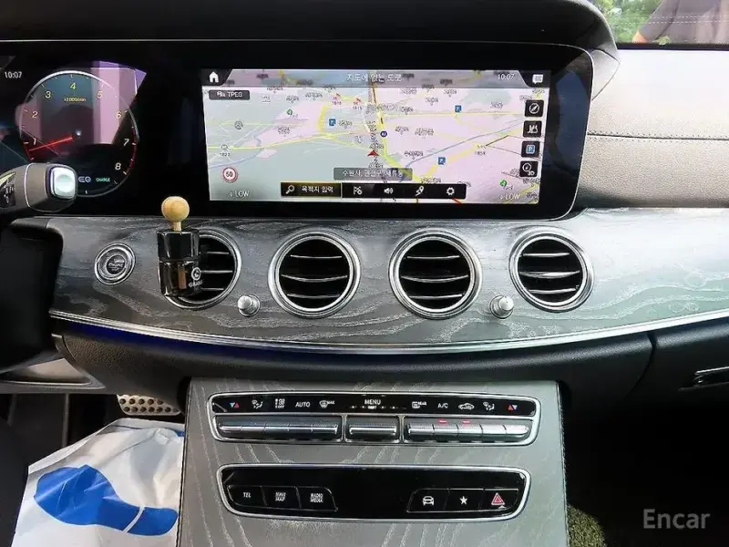 2021 Mercedes-Benz E-Класс с пробегом 70 500 км