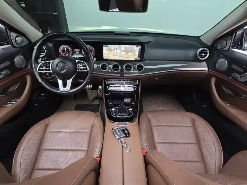 2020 Mercedes-Benz E-Класс с пробегом 108 725 км