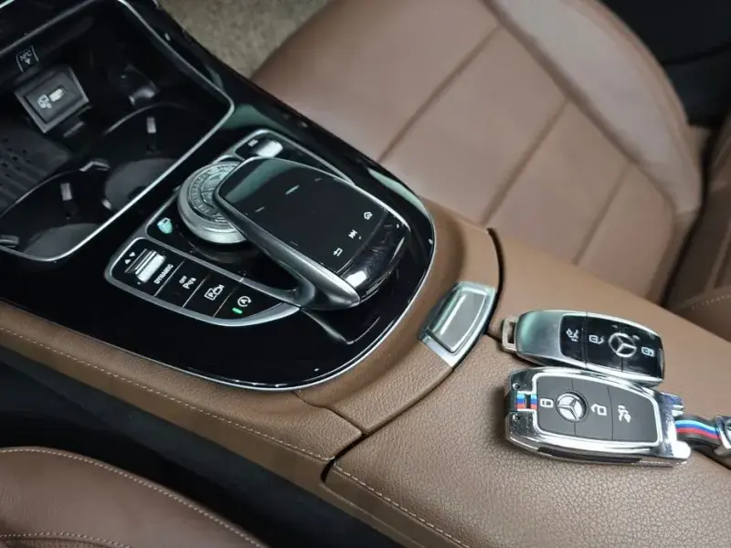 2020 Mercedes-Benz E-Класс с пробегом 108 725 км