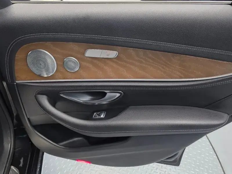 2018 Mercedes-Benz E-Класс с пробегом 63 886 км