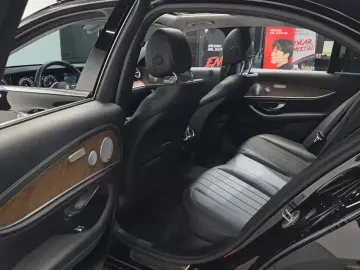 2018 Mercedes-Benz E-Класс с пробегом 63 886 км