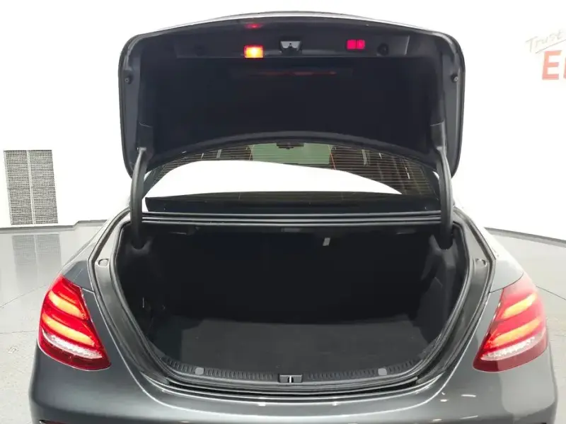 2018 Mercedes-Benz E-Класс с пробегом 46 703 км