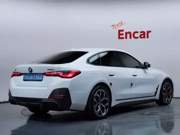 2022 BMW i4 с пробегом 107 624 км