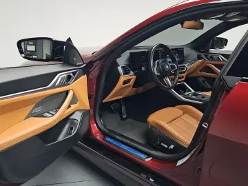 2023 BMW i4 с пробегом 39 855 км