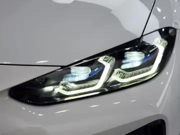 2022 BMW i4 с пробегом 107 624 км