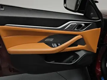 2023 BMW i4 с пробегом 39 855 км