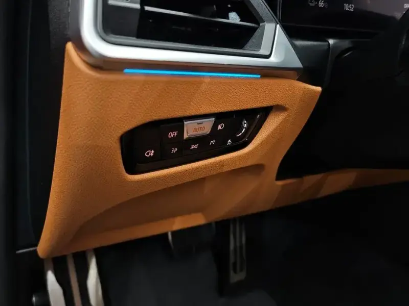 2023 BMW i4 с пробегом 39 855 км