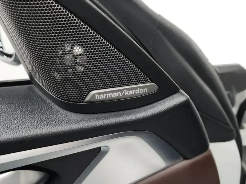 2022 BMW i4 с пробегом 107 624 км