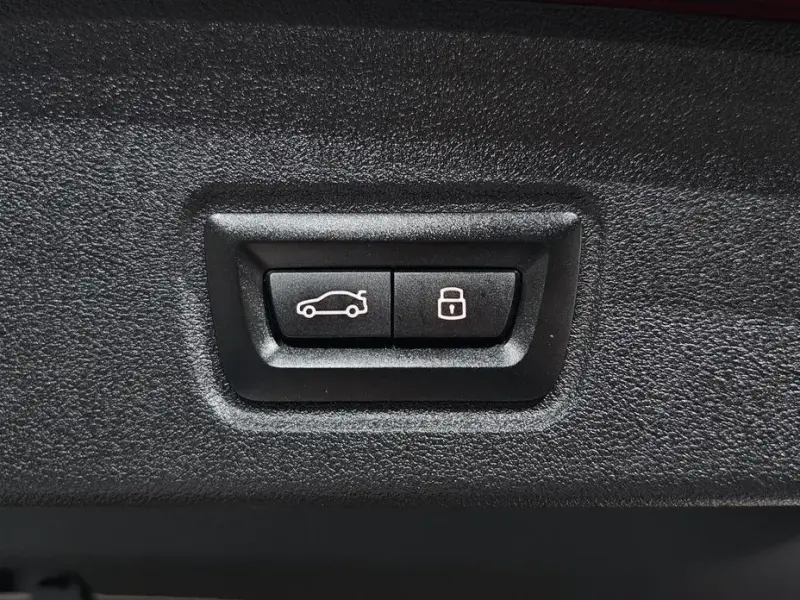 2023 BMW i4 с пробегом 39 855 км