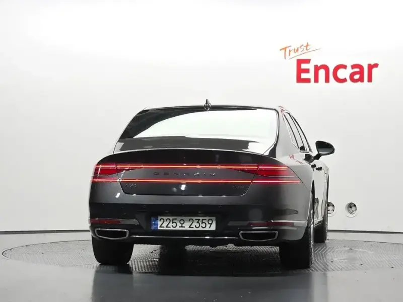 2023 Genesis G90 с пробегом 59 723 км