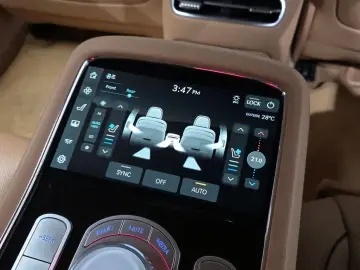 2023 Genesis G90 с пробегом 59 723 км