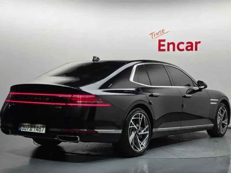 2023 Genesis G90 с пробегом 89 672 км