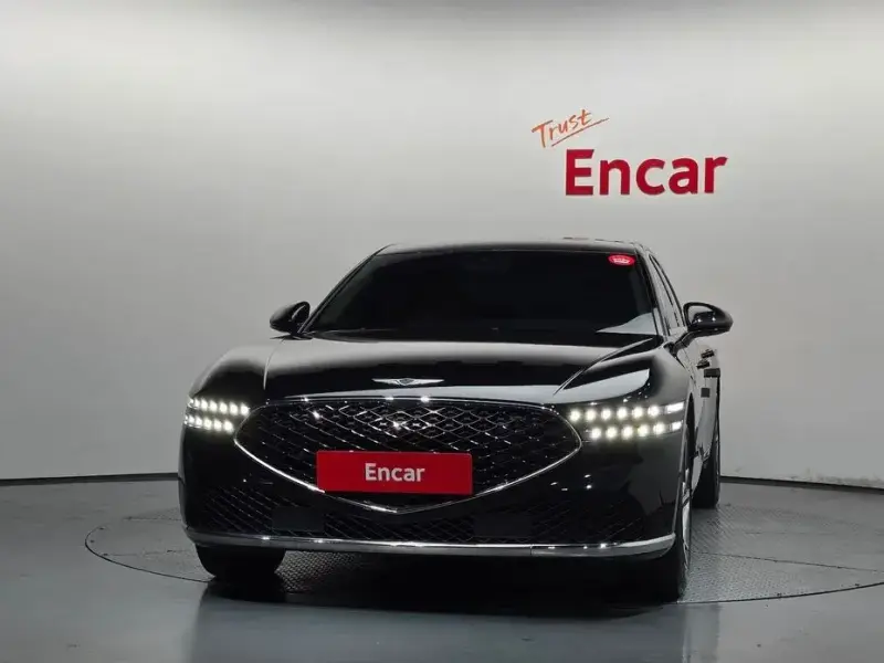 2023 Genesis G90 с пробегом 89 672 км