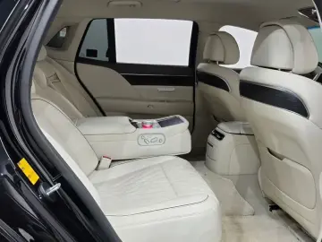 2023 Genesis G90 с пробегом 89 672 км