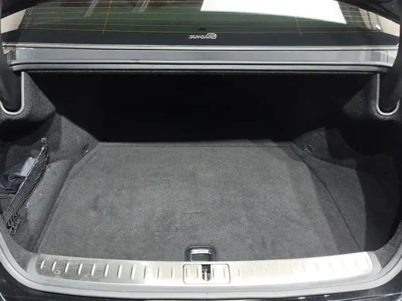 2023 Genesis G90 с пробегом 89 672 км