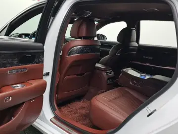 2023 Genesis G90 с пробегом 82 663 км