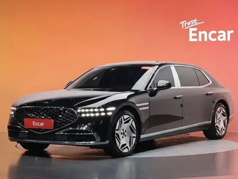 2023 Genesis G90 с пробегом 9 507 км