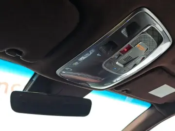 2023 Genesis G90 с пробегом 82 663 км