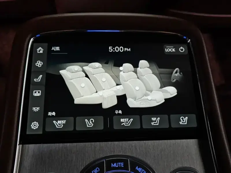 2023 Genesis G90 с пробегом 82 663 км