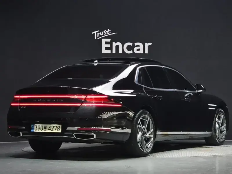 2023 Genesis G90 с пробегом 56 711 км