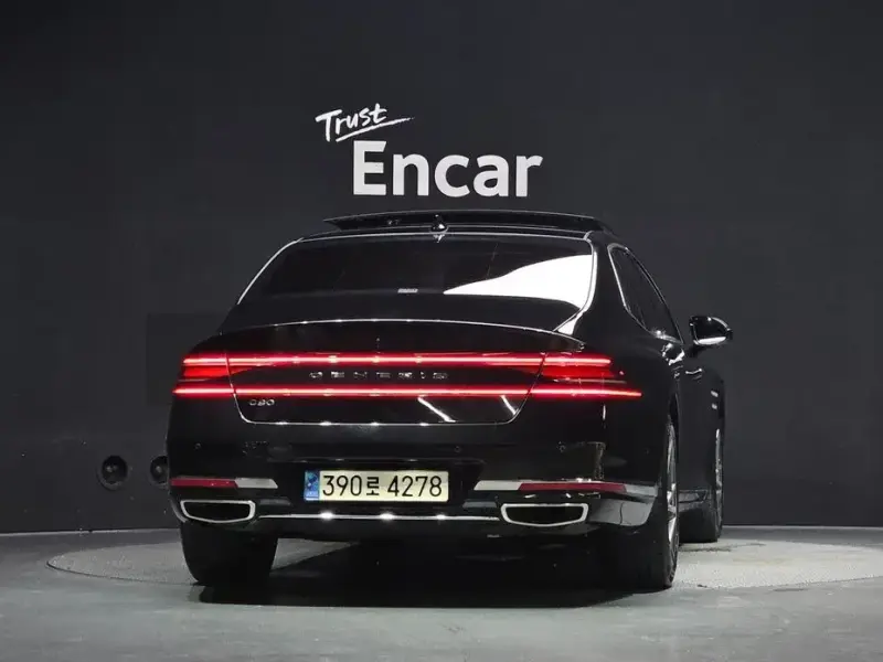 2023 Genesis G90 с пробегом 56 711 км