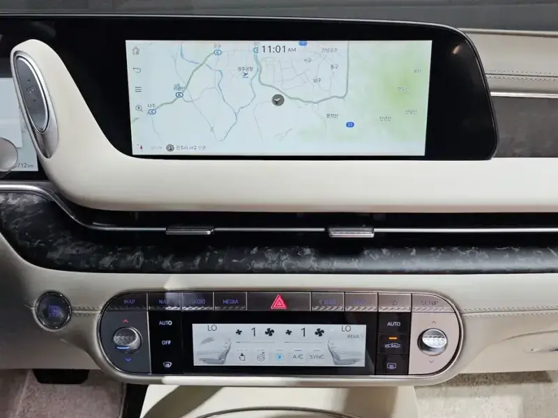 2023 Genesis G90 с пробегом 48 712 км