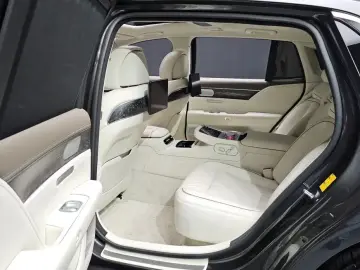 2023 Genesis G90 с пробегом 48 712 км