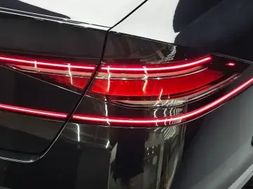 2023 Genesis G90 с пробегом 56 711 км