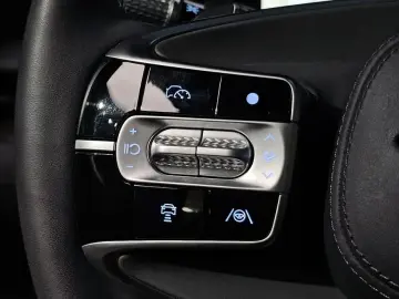 2023 Genesis G90 с пробегом 56 711 км