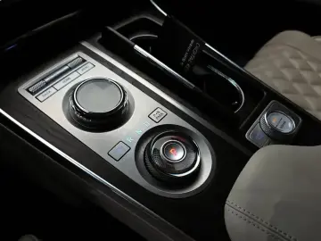 2023 Genesis GV80 с пробегом 51 534 км