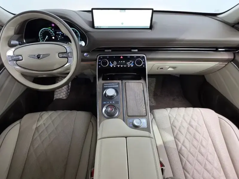 2023 Genesis GV80 с пробегом 75 425 км