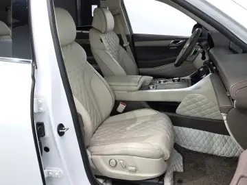 2023 Genesis GV80 с пробегом 75 425 км