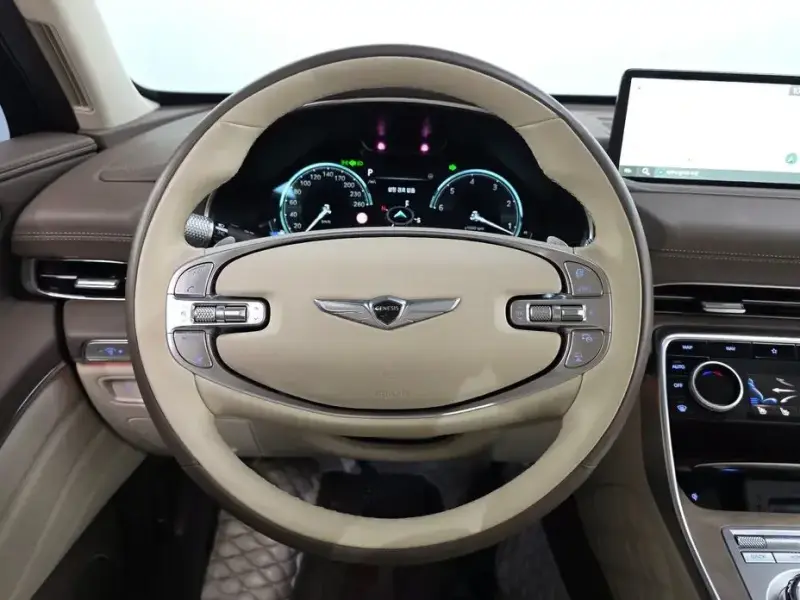 2023 Genesis GV80 с пробегом 75 425 км