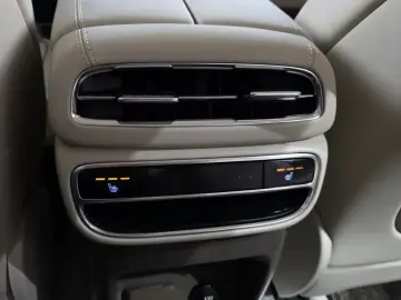 2023 Genesis GV80 с пробегом 75 425 км